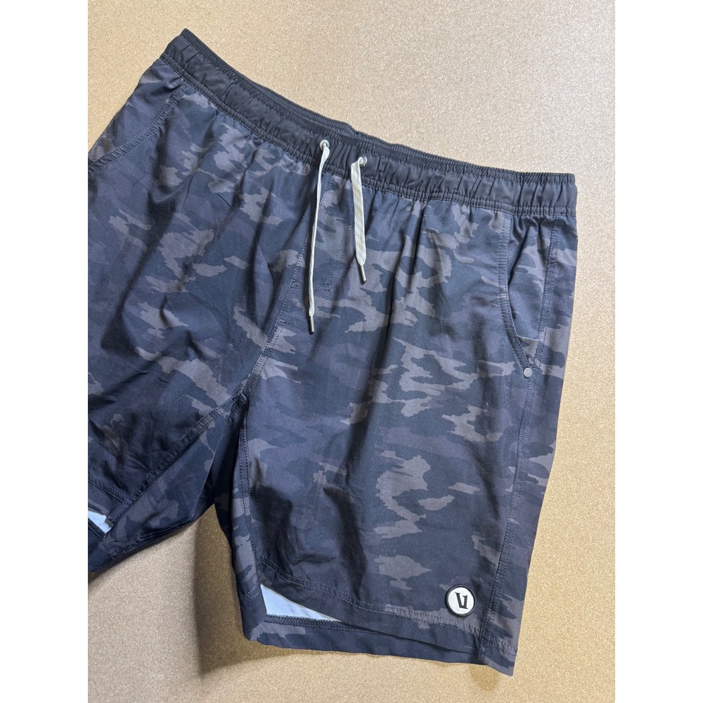 Vuori Men's Camo Athletic Shorts XX-Large Elastic Waist Drawstring Pockets